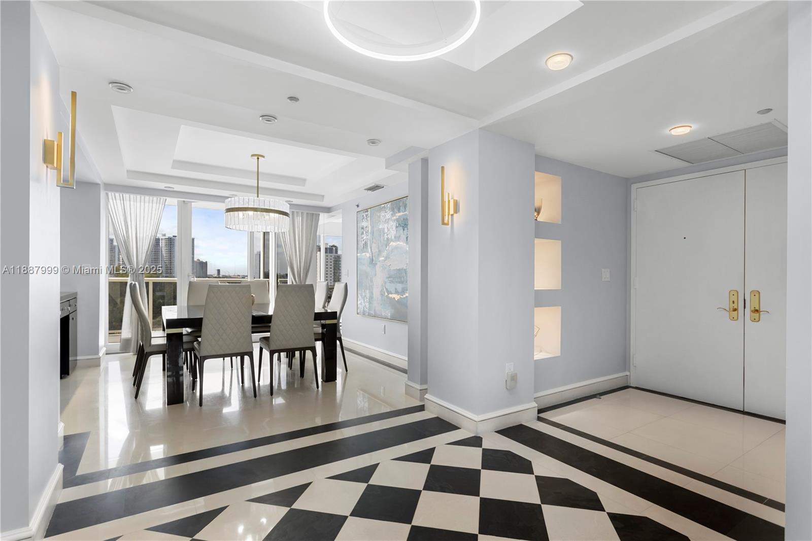 19111 Collins Ave # 806