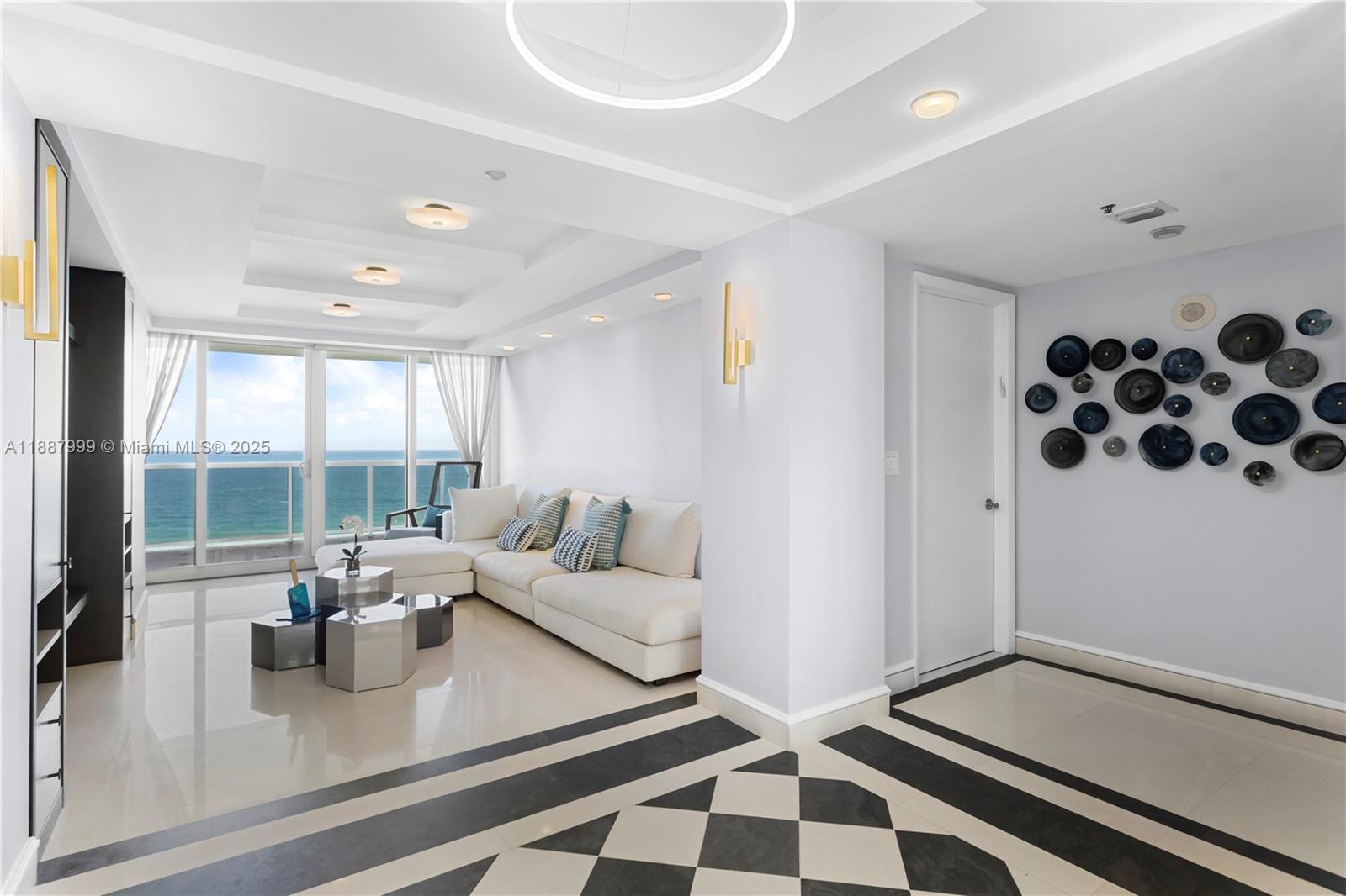 19111 Collins Ave # 806