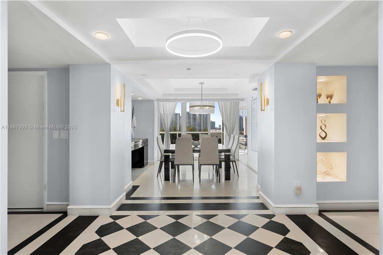 19111 Collins Ave # 806