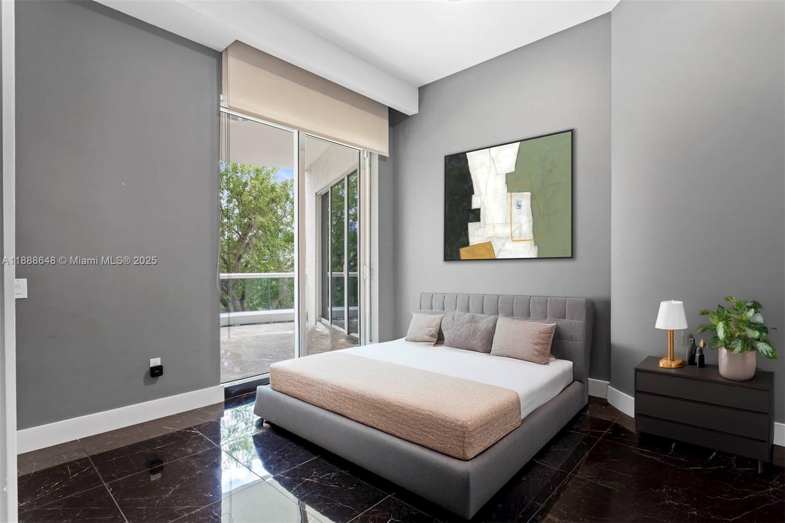 6000 Island Blvd # 203