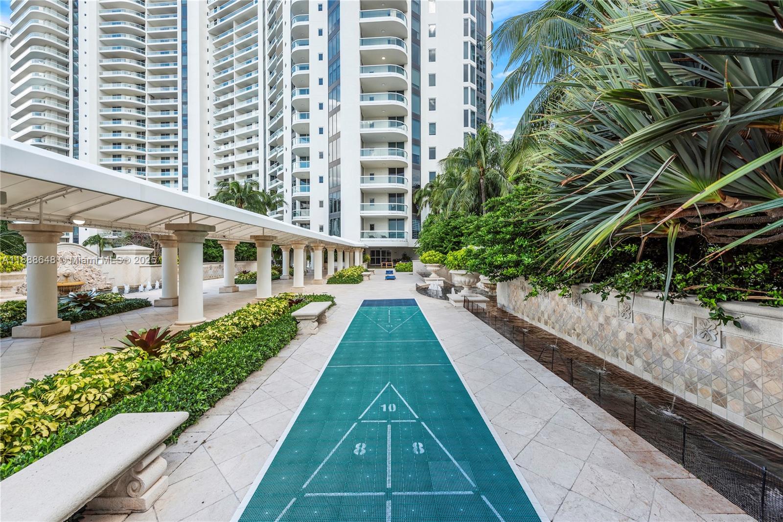 6000 Island Blvd # 203
