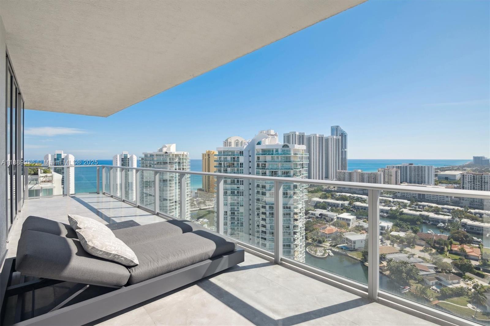 330 Sunny Isles Blvd Unit: 5-UPH04