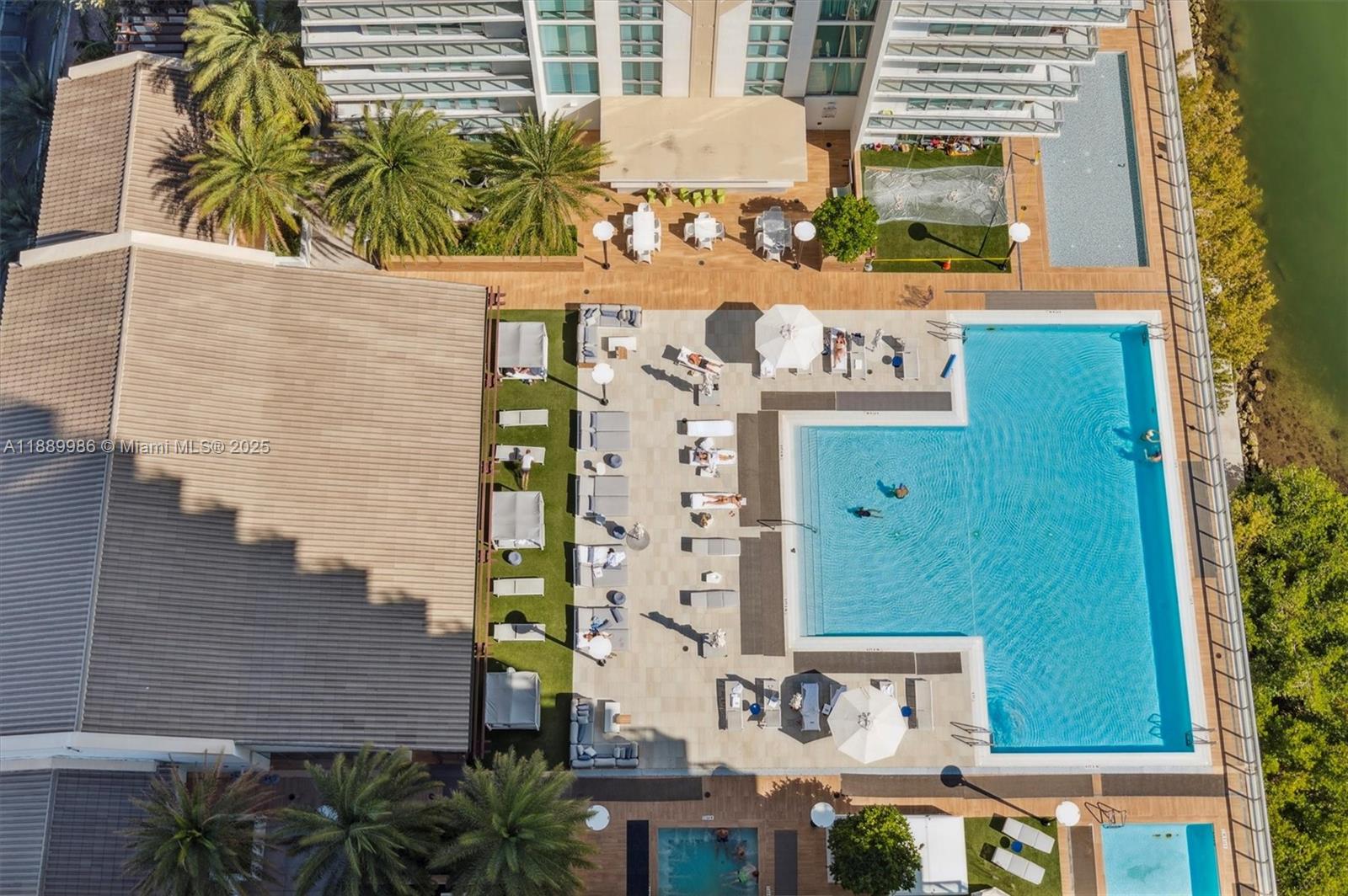 330 Sunny Isles Blvd Unit: 5-UPH04