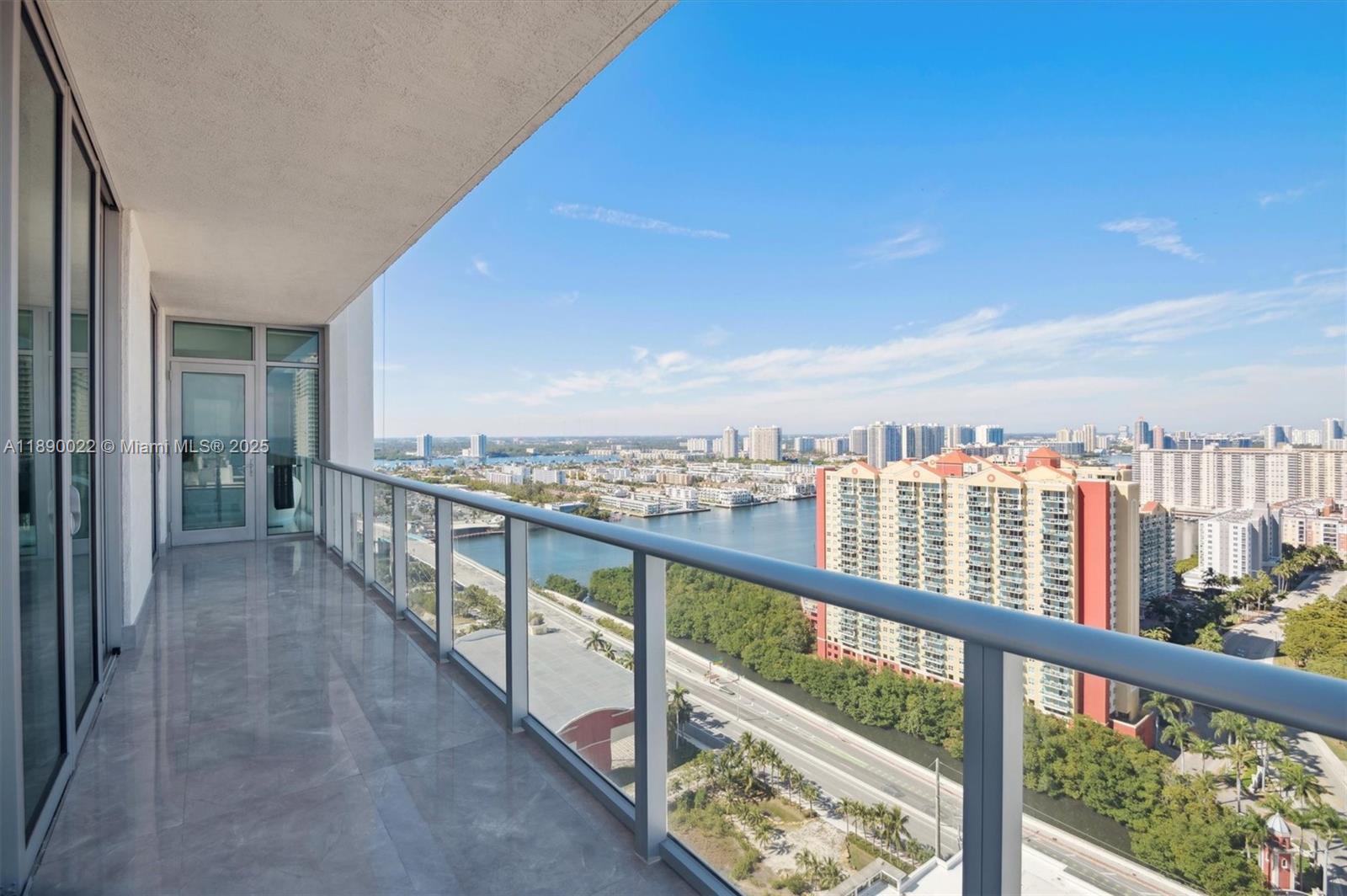 330 Sunny Isles Blvd Unit: 5-UPH04