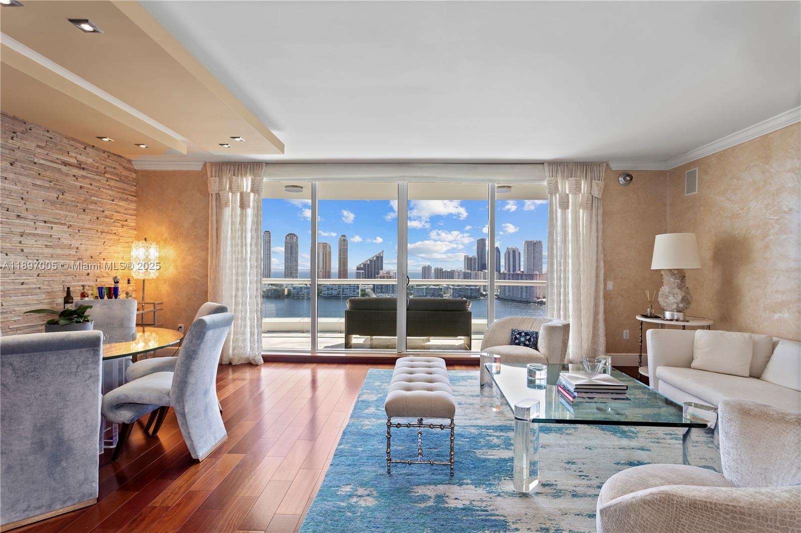 6000 Island Blvd # 2507