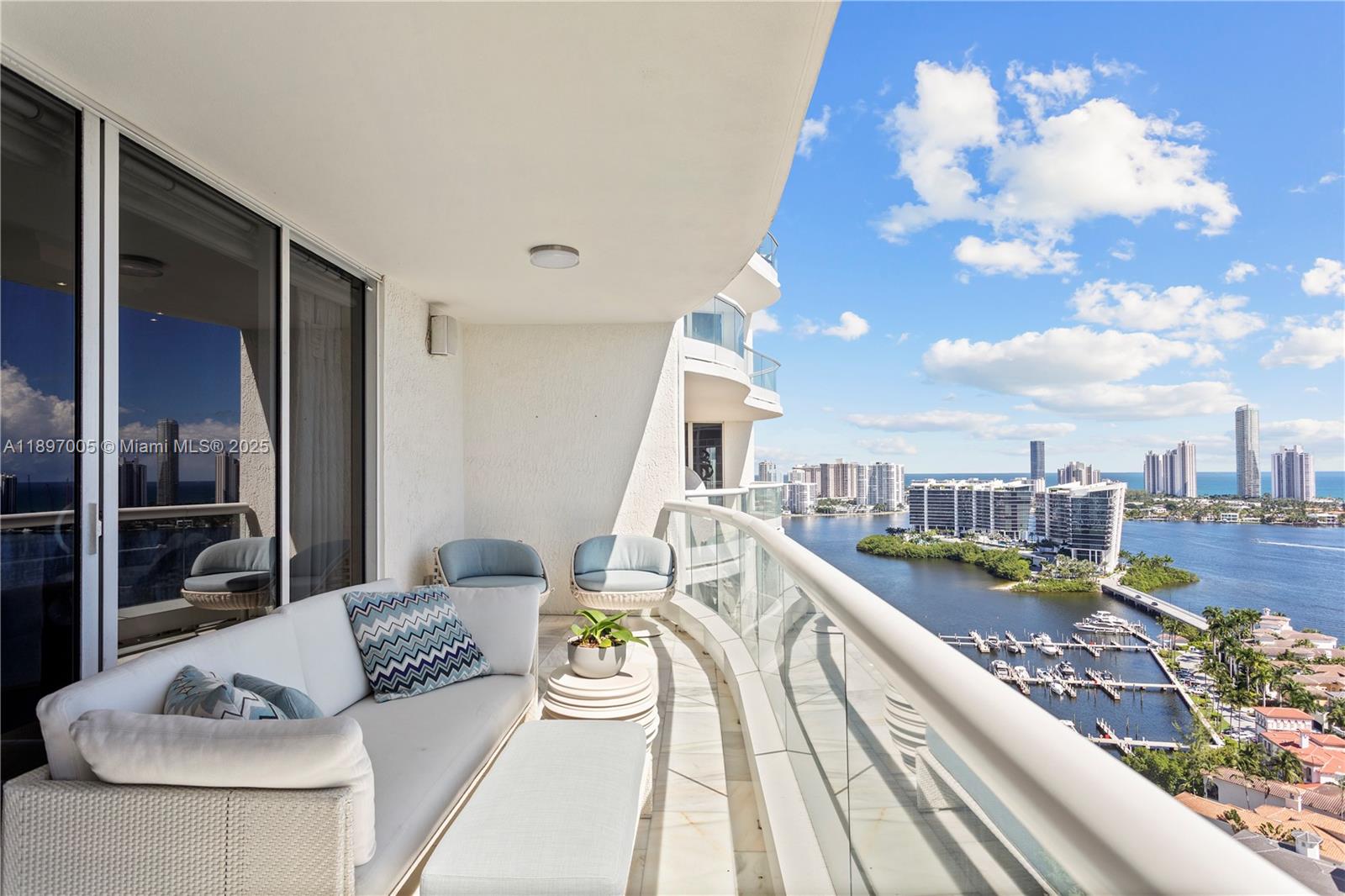 6000 Island Blvd # 2507
