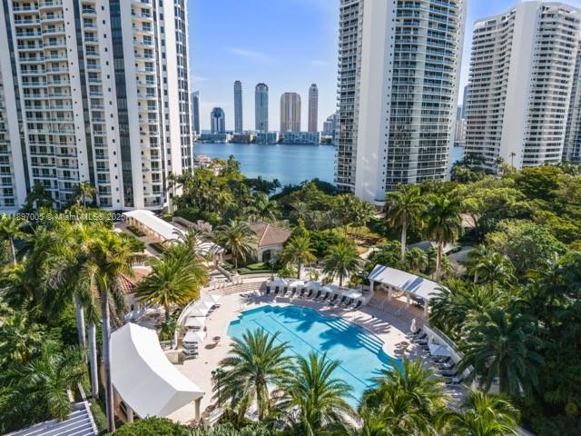 6000 Island Blvd # 2507