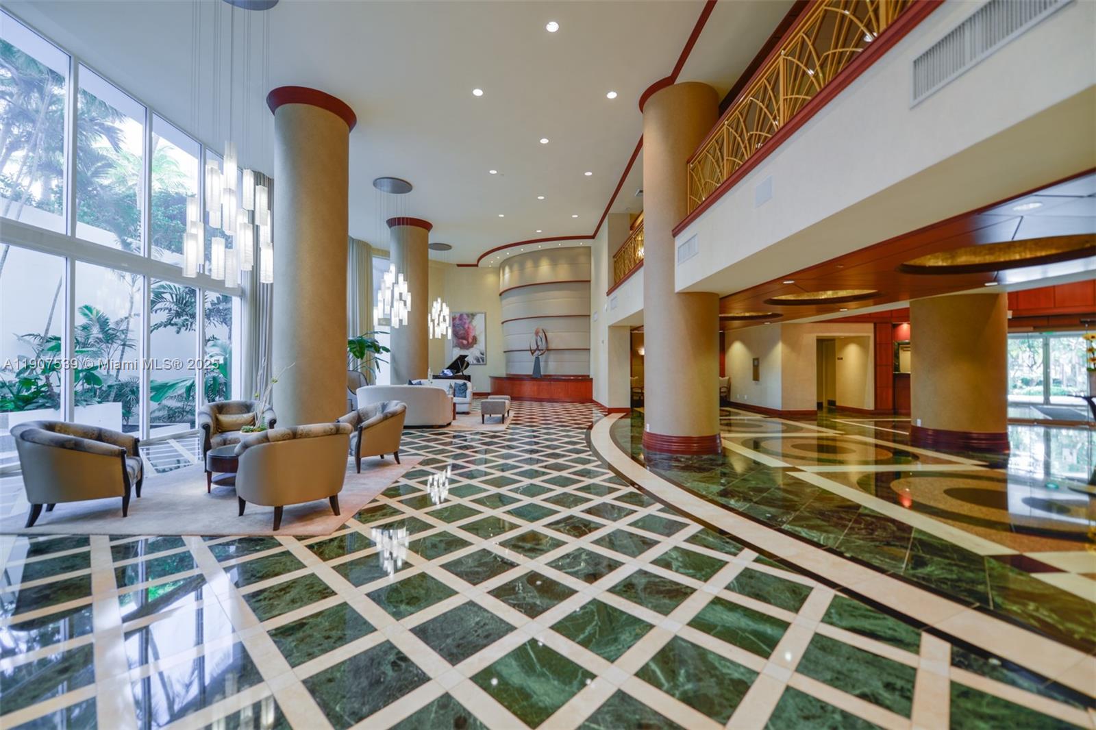 21050 Point Pl # 702