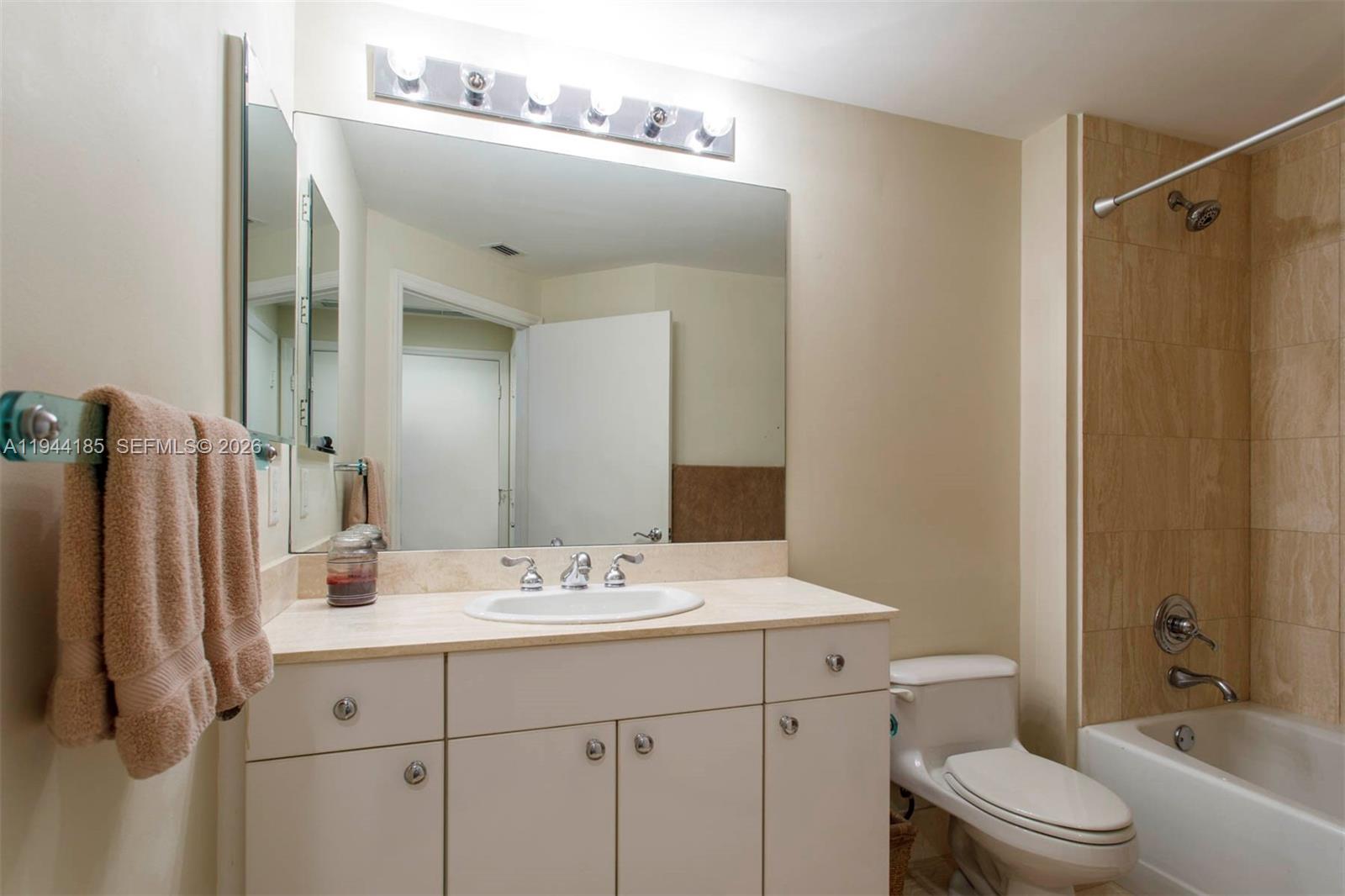 21050 Point Pl # 502