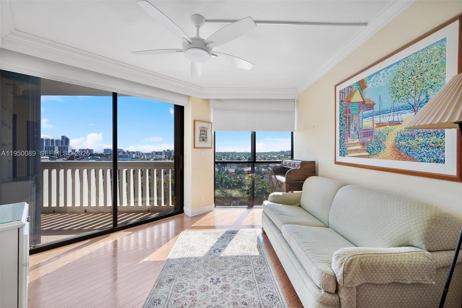1000 E Island Blvd # 803