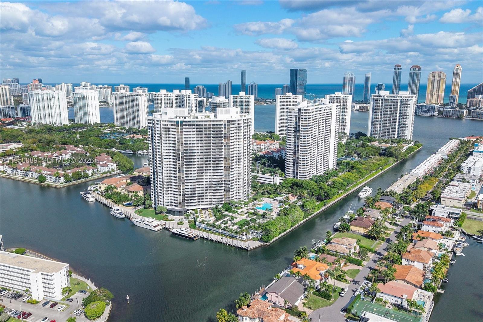 1000 E Island Blvd # 803