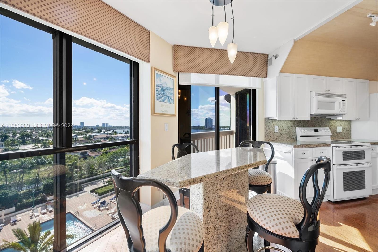1000 E Island Blvd # 803