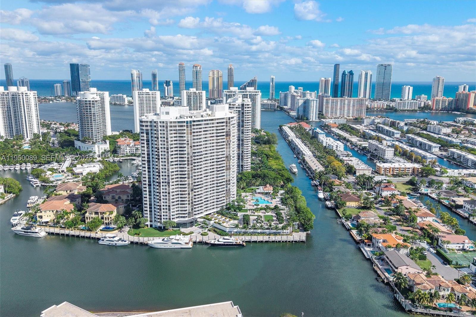 1000 E Island Blvd # 803