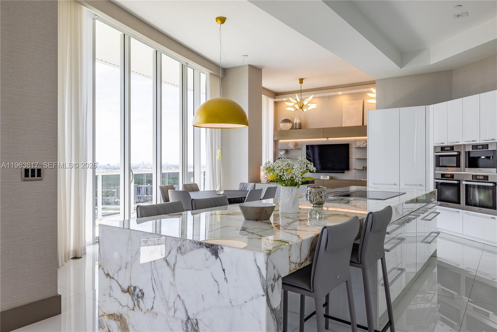 4100 Island Blvd # 1 Unit: PH-1