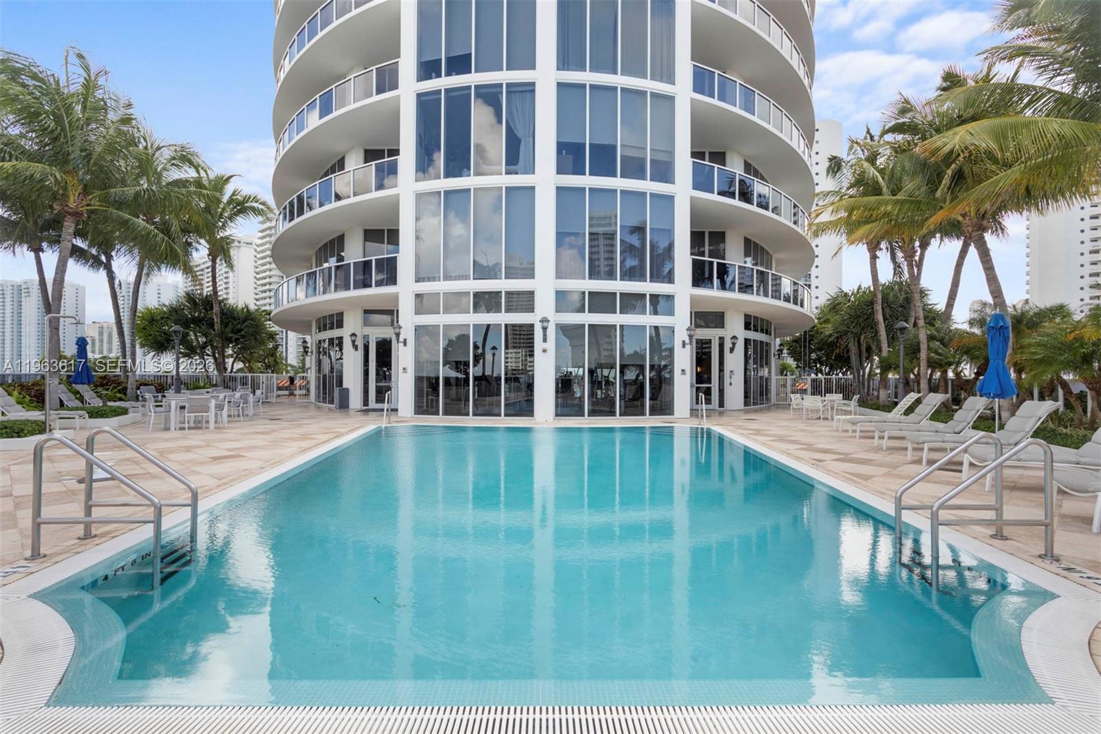 4100 Island Blvd # 1 Unit: PH-1