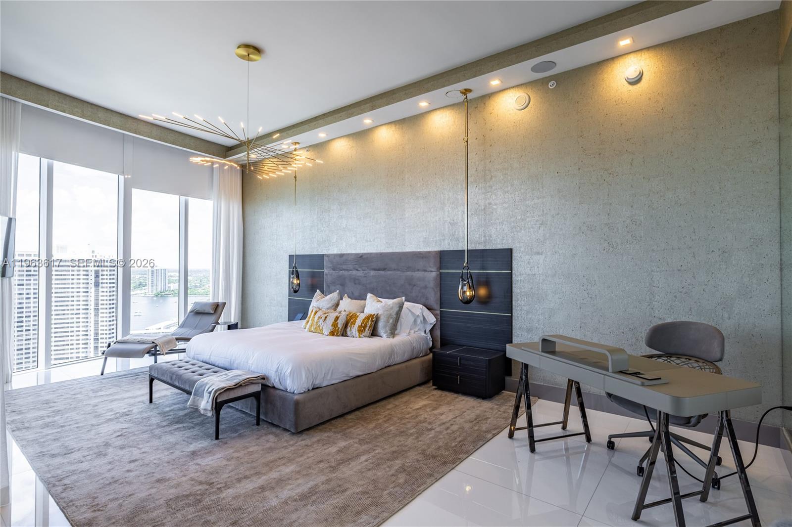 4100 Island Blvd # 1 Unit: PH-1