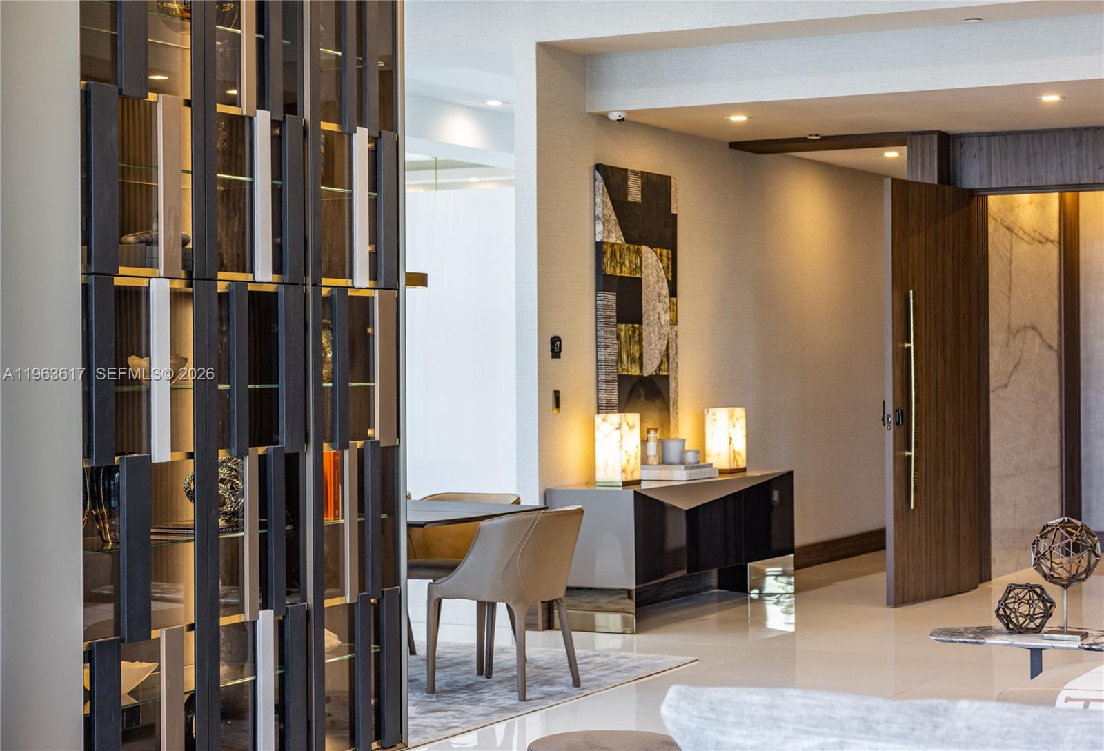 4100 Island Blvd # 1 Unit: PH-1