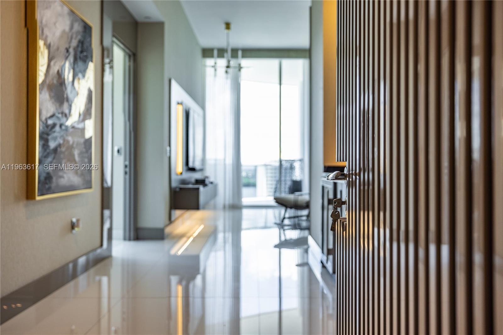 4100 Island Blvd # 1 Unit: PH-1