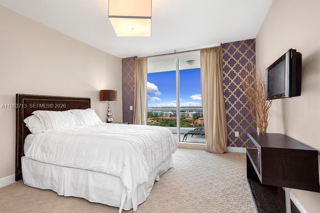 6000 Island Blvd # 1404