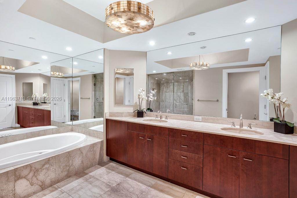 6000 Island Blvd # 1404