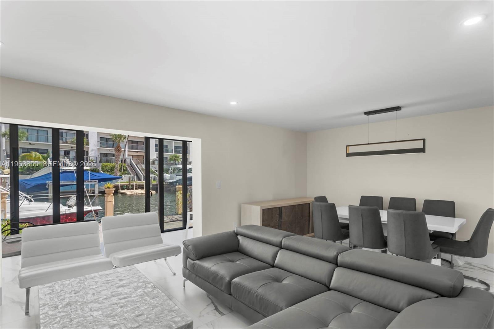 3973 NE 167th St # 12