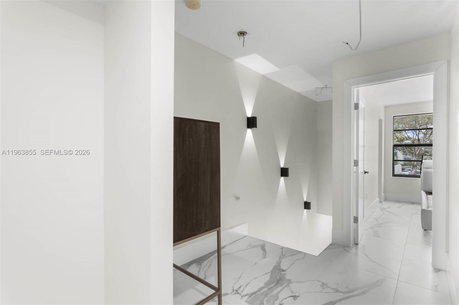 3973 NE 167th St # 12