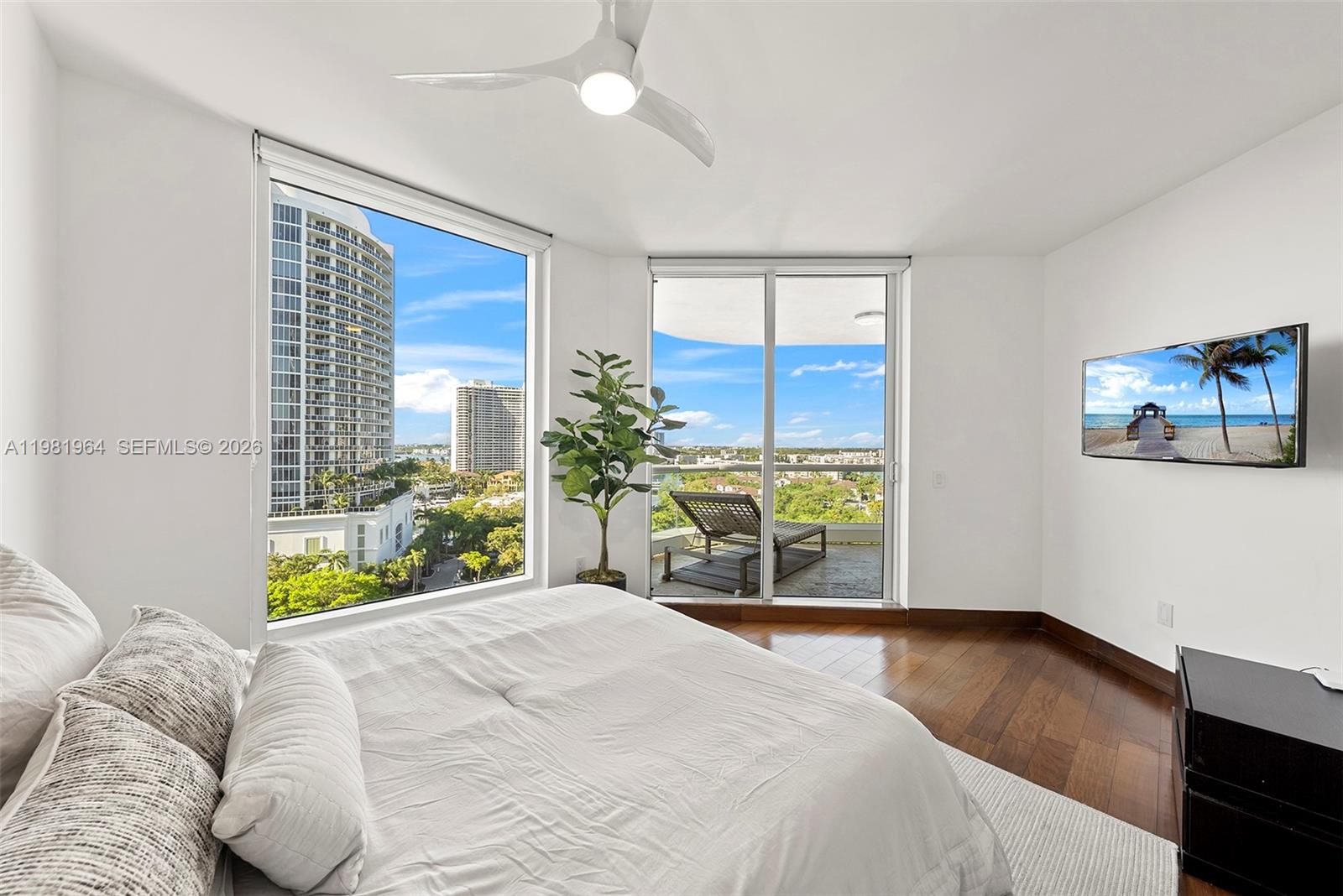 6000 Island Blvd # 1208