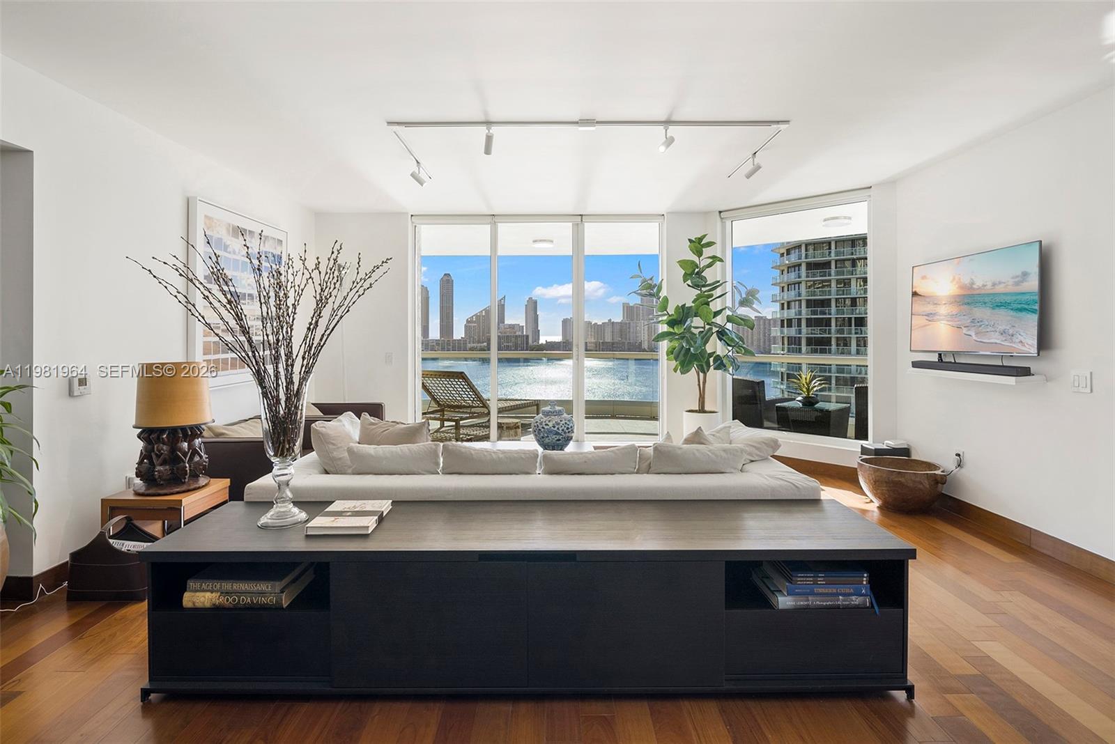 6000 Island Blvd # 1208