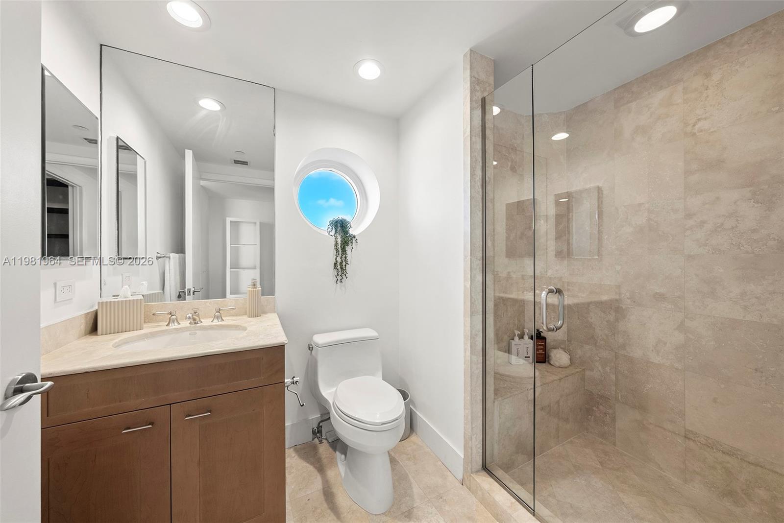 6000 Island Blvd # 1208