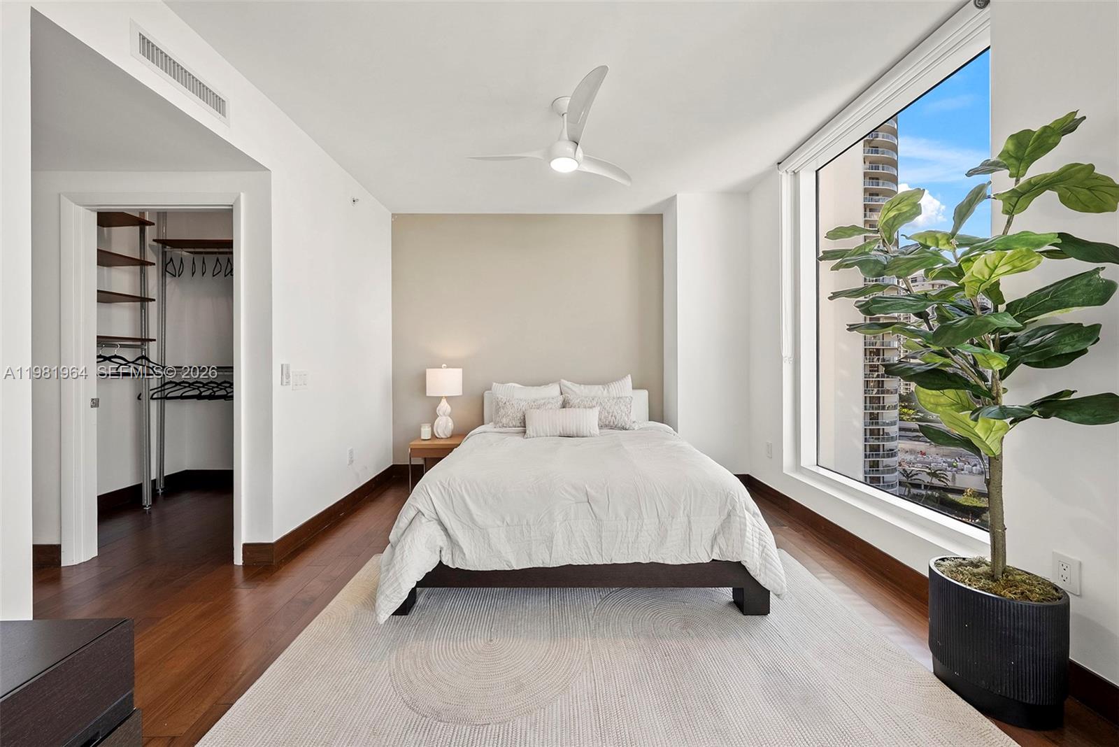 6000 Island Blvd # 1208