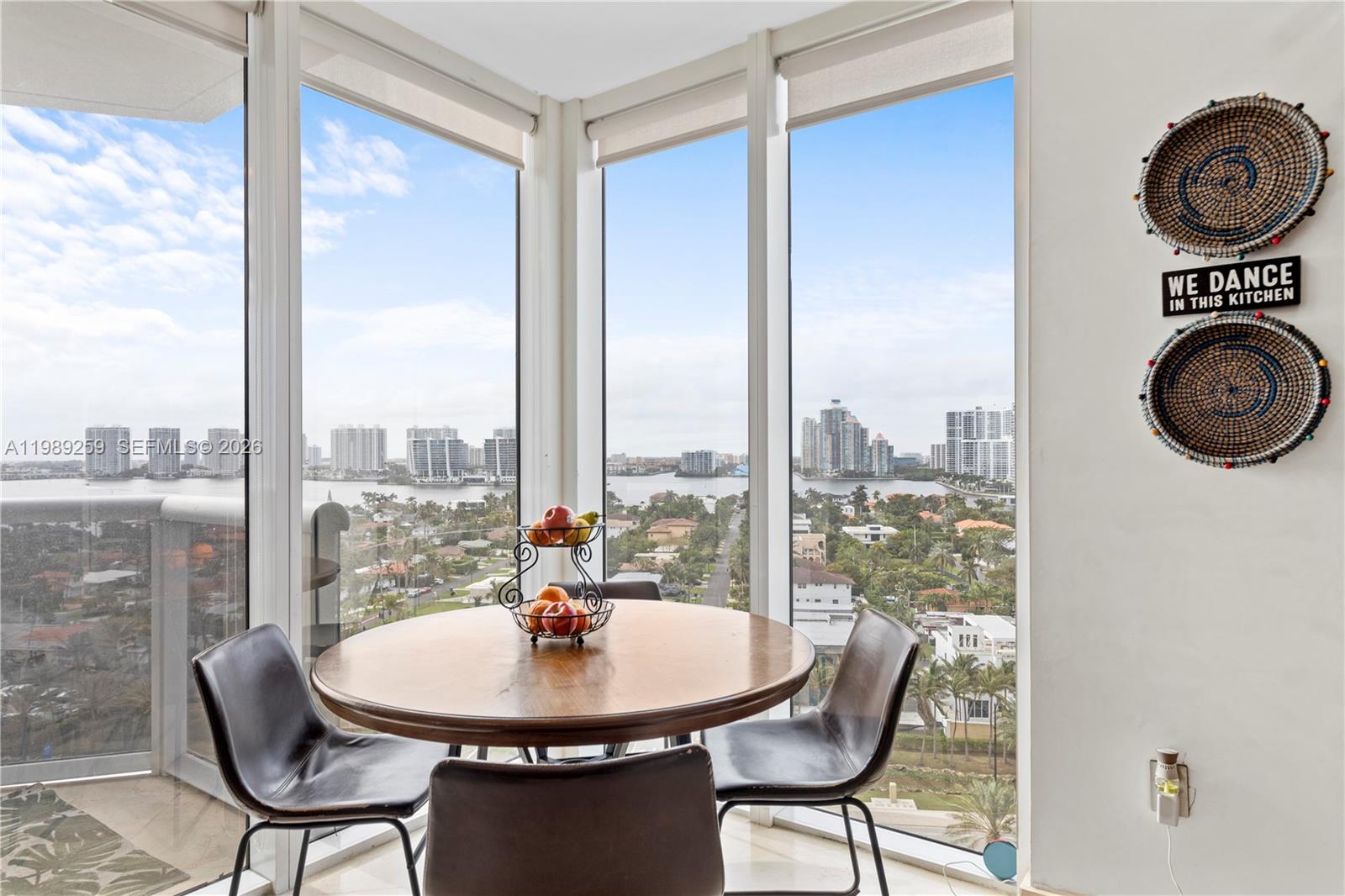 18911 Collins Ave # 1405