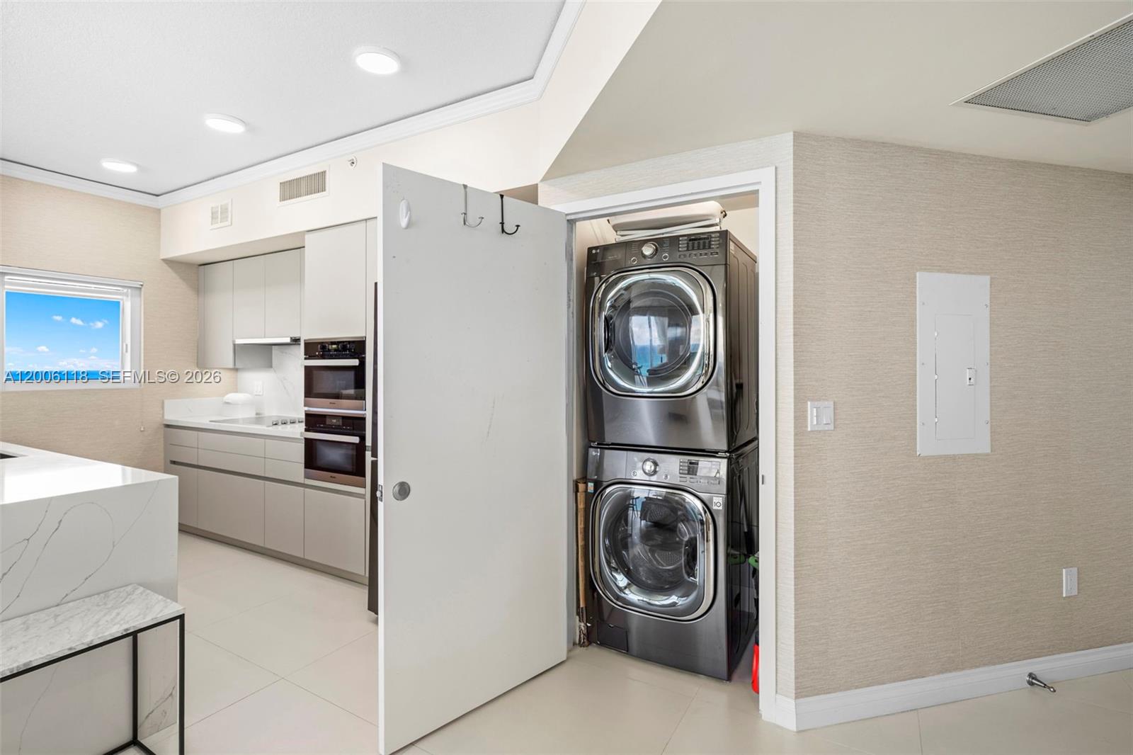 18001 Collins Ave # 2209