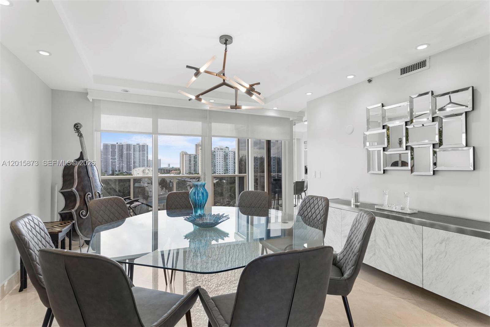 19111 Collins Ave # 604
