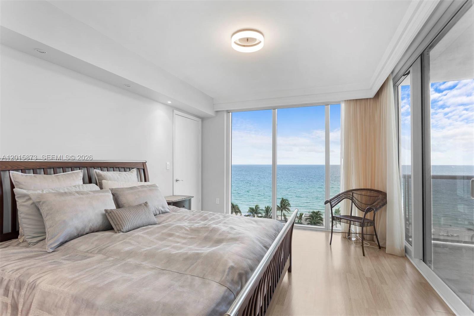 19111 Collins Ave # 604