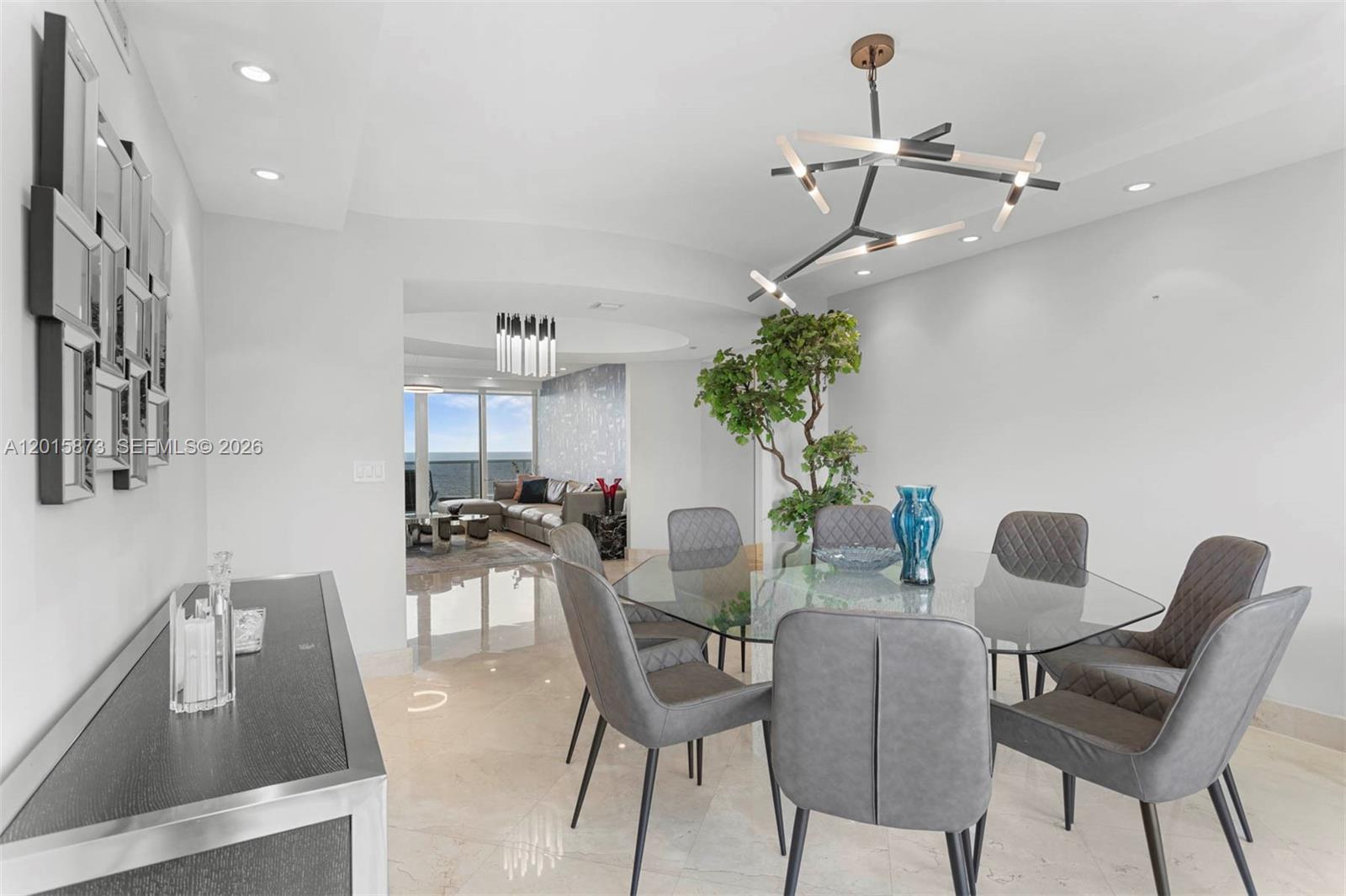 19111 Collins Ave # 604