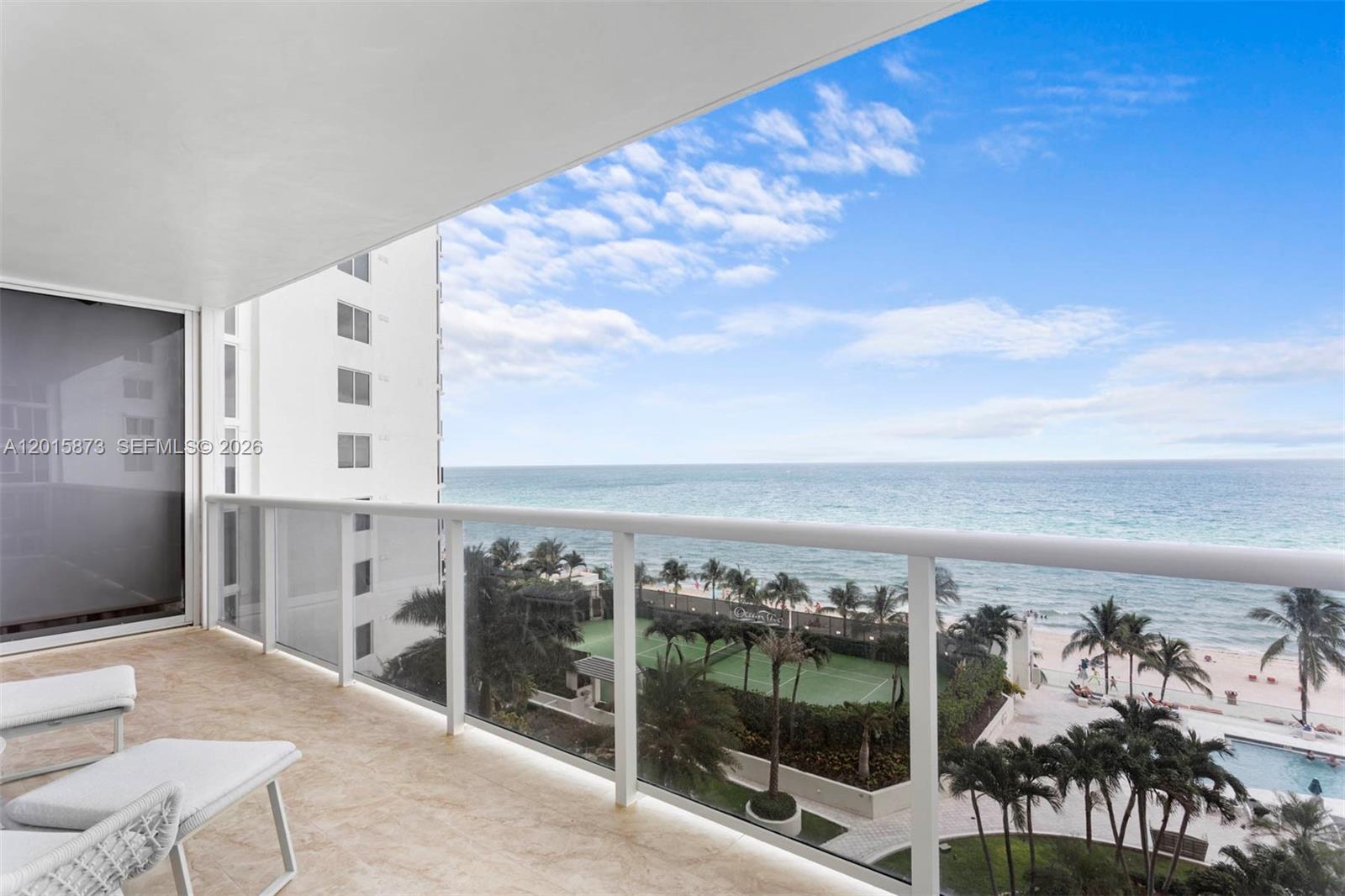 19111 Collins Ave # 604