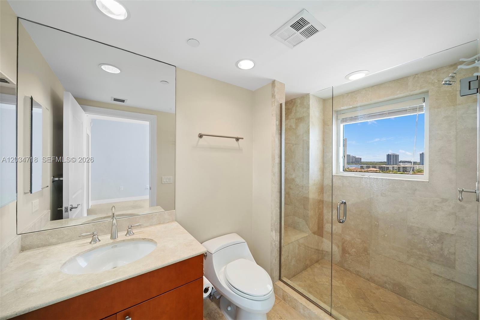 6000 Island Blvd # 1002
