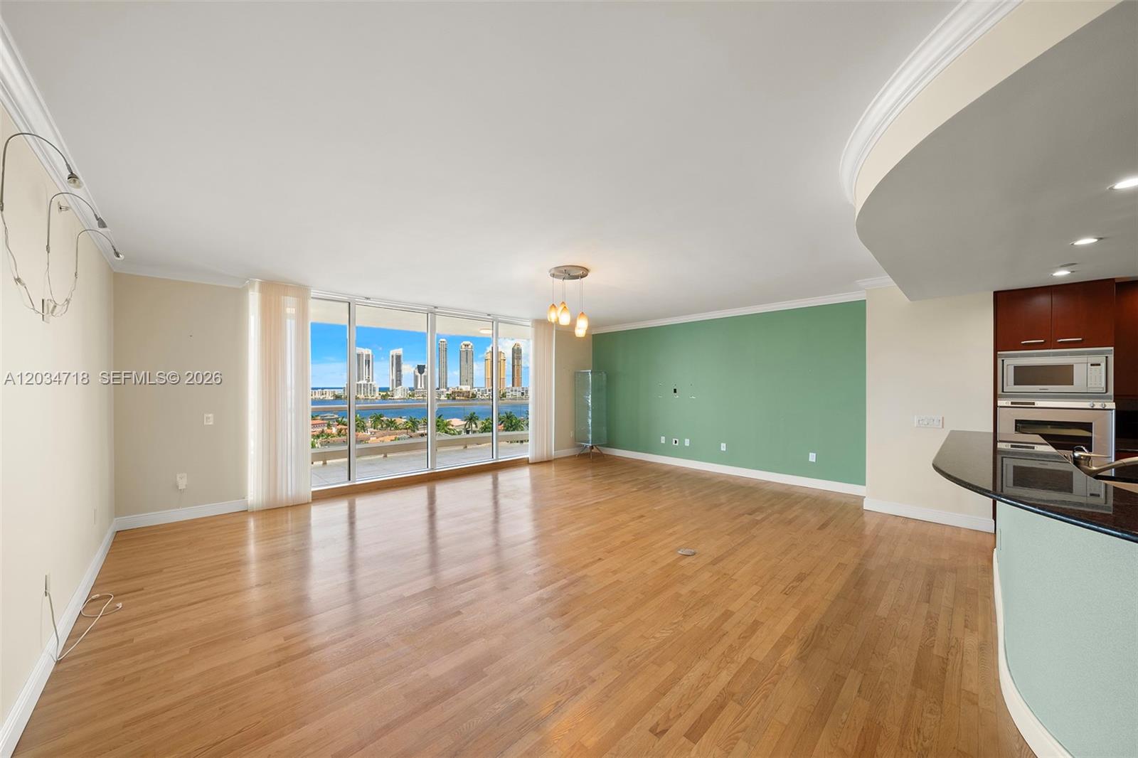 6000 Island Blvd # 1002