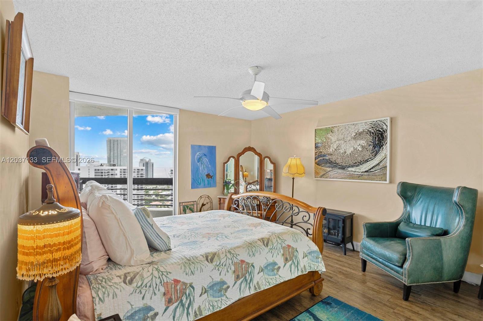 3500 Mystic Pointe Dr # 3307