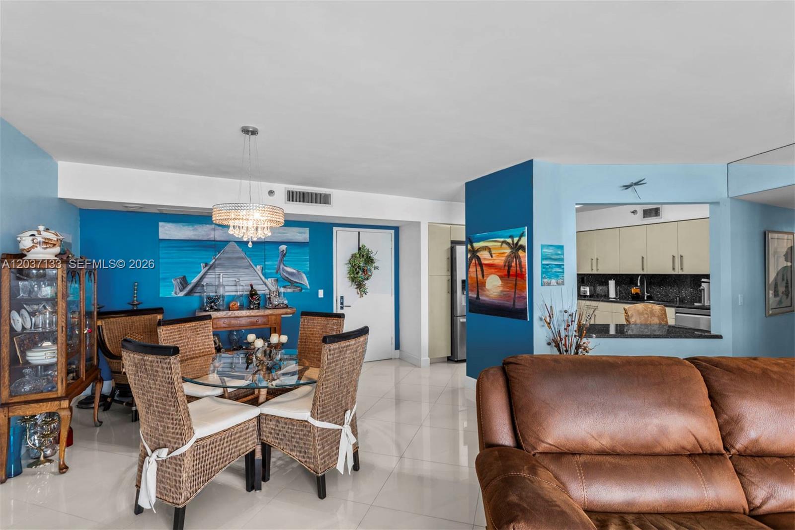 3500 Mystic Pointe Dr # 3307