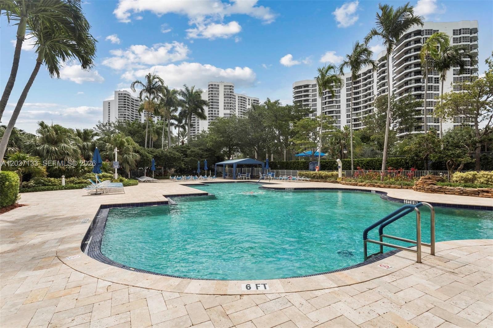 3500 Mystic Pointe Dr # 3307