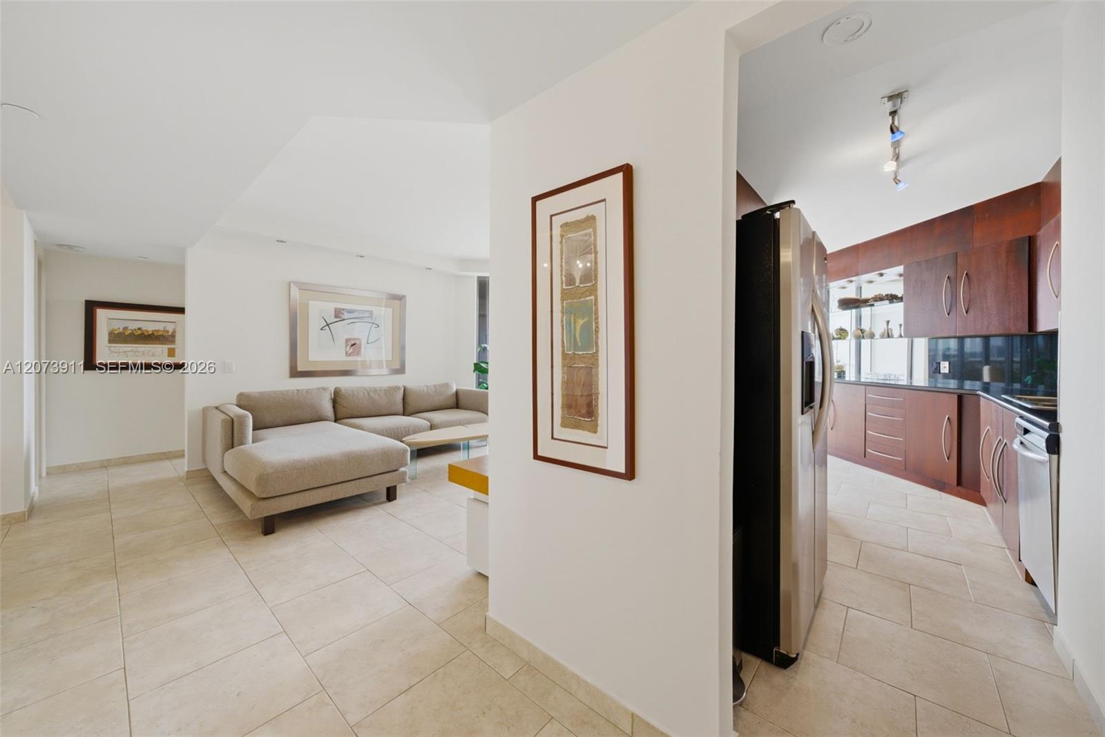 3610 Yacht Club Dr # 1115