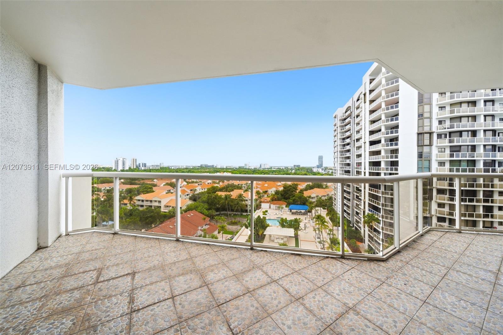 3610 Yacht Club Dr # 1115