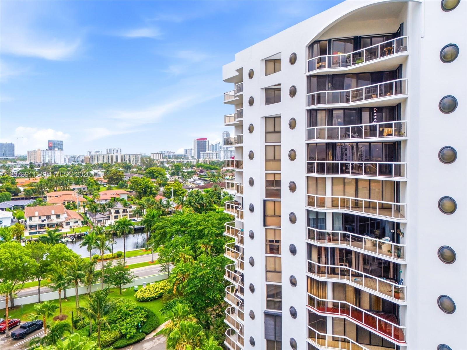 3610 Yacht Club Dr # 1115