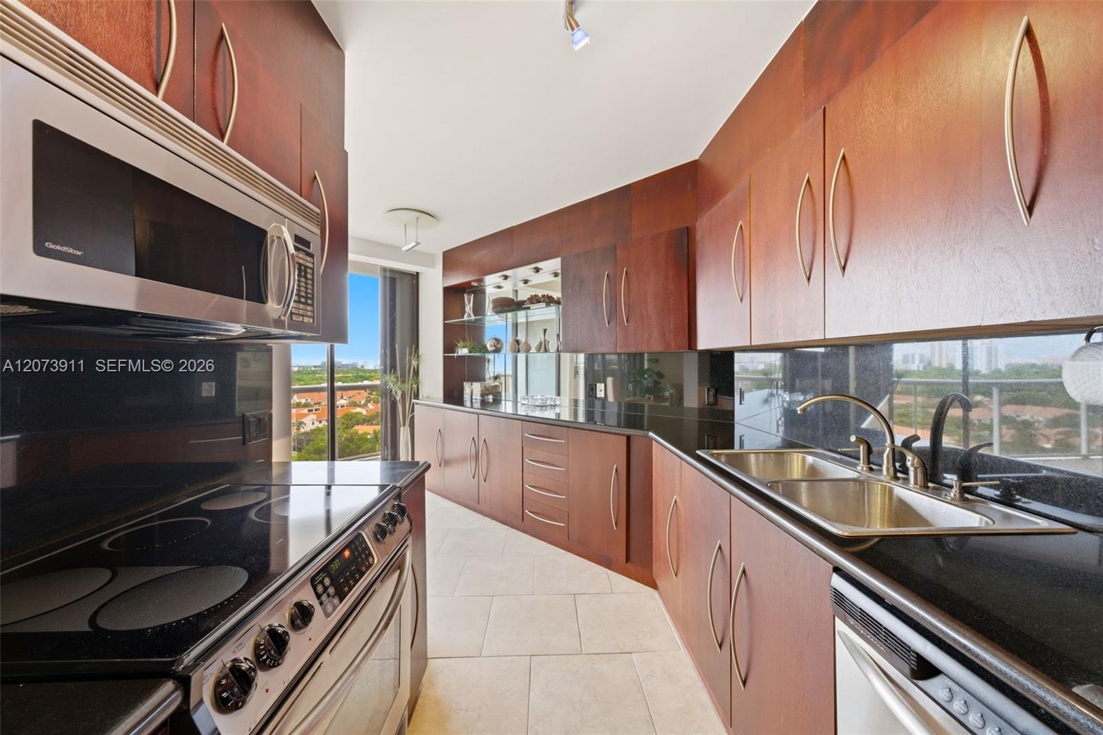 3610 Yacht Club Dr # 1115