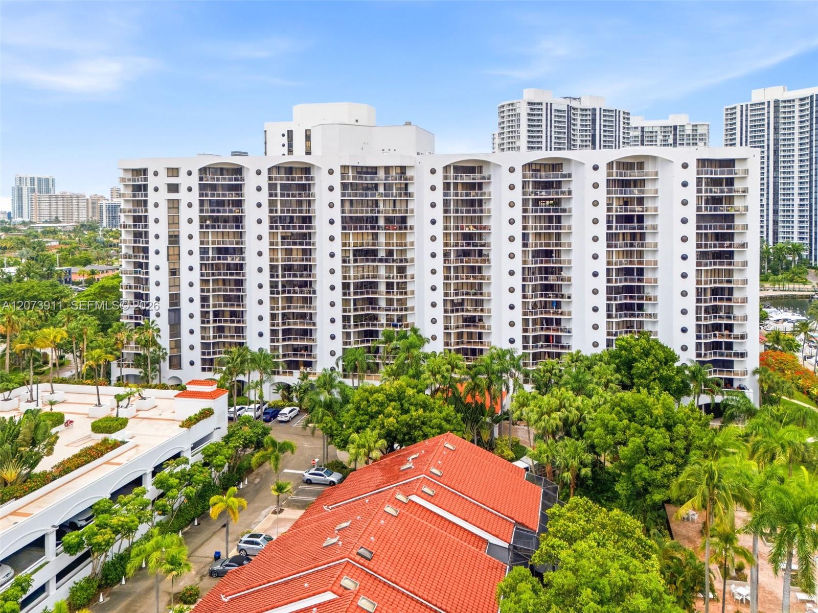 3610 Yacht Club Dr # 1115