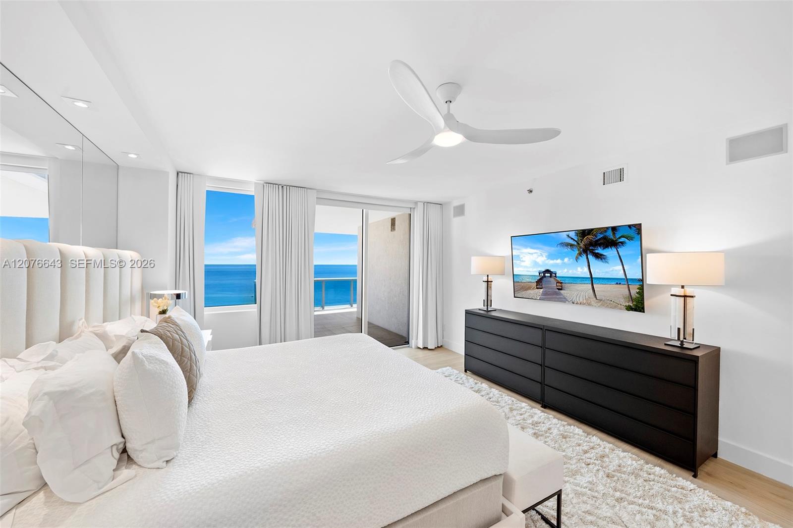 2711 S Ocean Dr # 1502