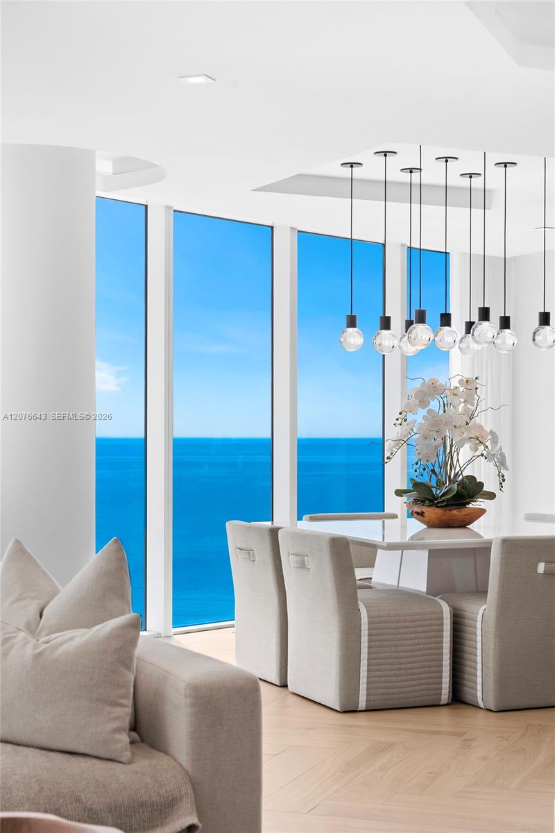 2711 S Ocean Dr # 1502