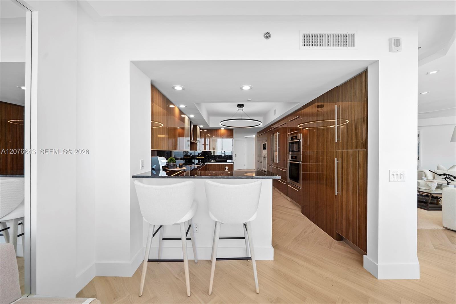 2711 S Ocean Dr # 1502