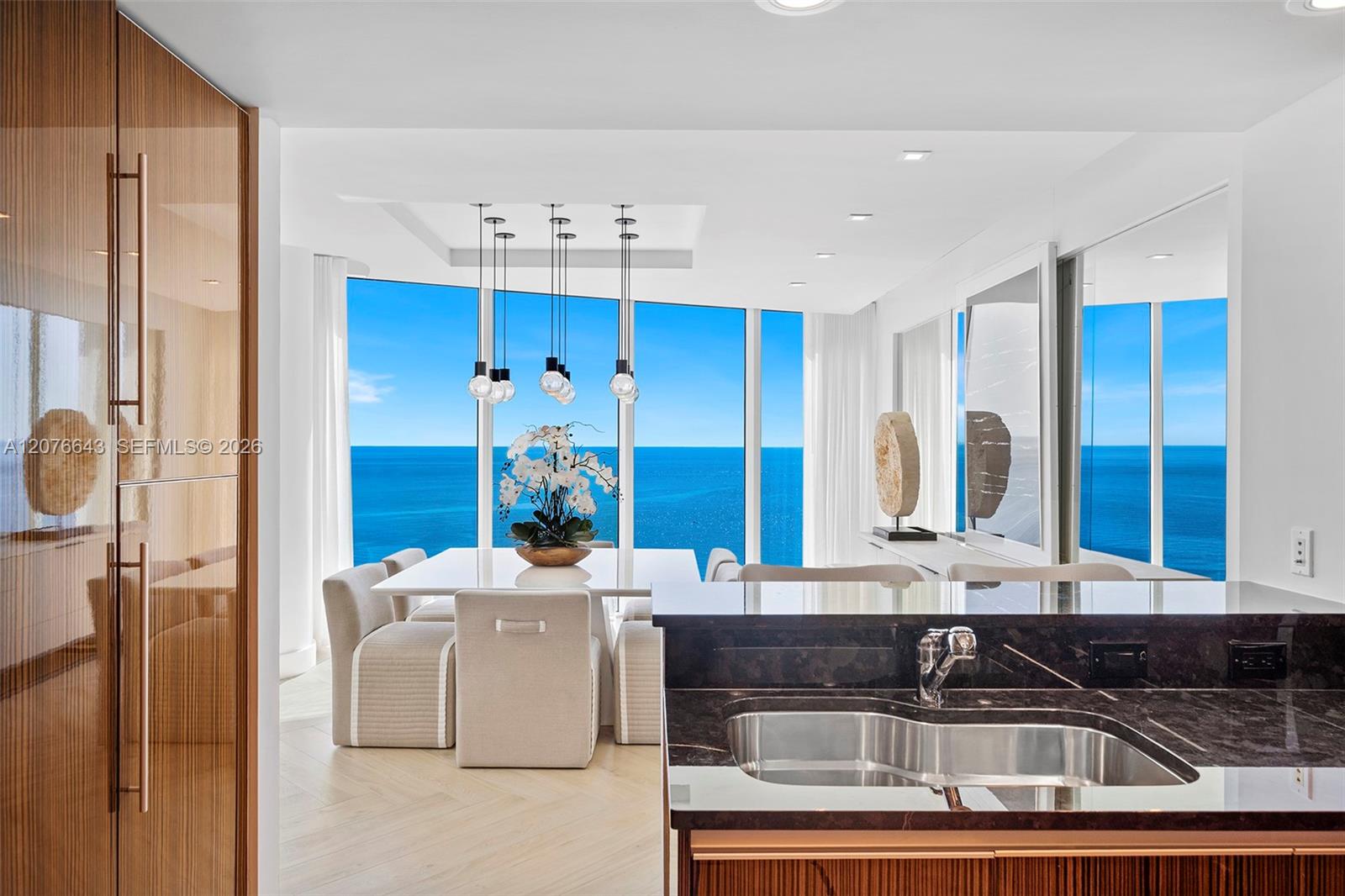 2711 S Ocean Dr # 1502